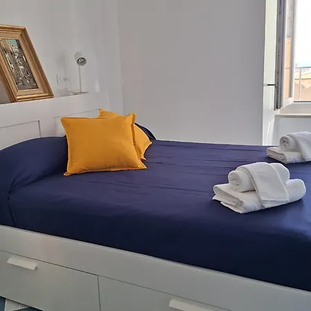 La Perla Del Borgo Apartment *